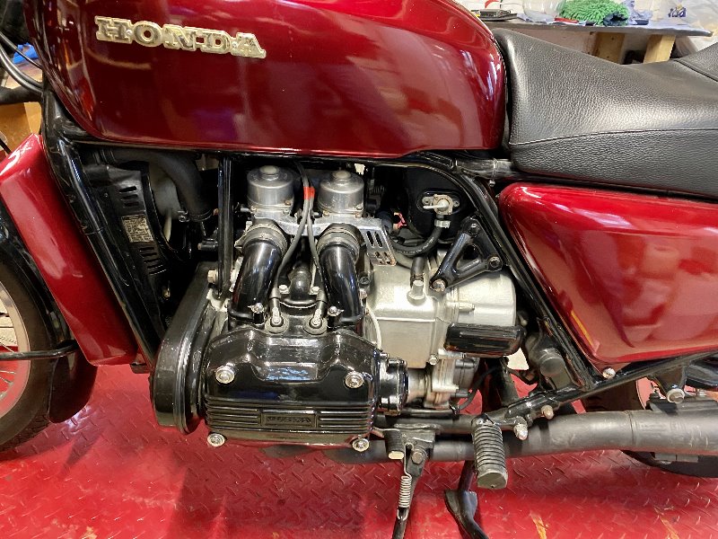 Goldwing frame and engine